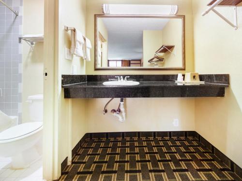 This is the image of the OYO Hotel Montgomery AL I-85 #5
