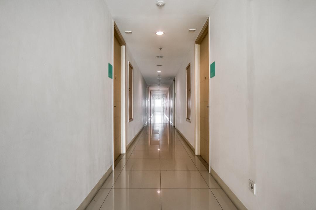 This is the image of the RedDoorz Apartment @ Treepark BSD #4