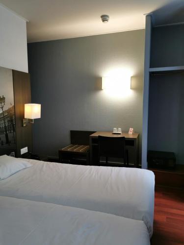 This is the image of the Hotel Victoria #4