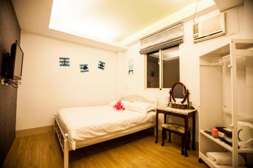 This is the image of the Whale Come Home #5