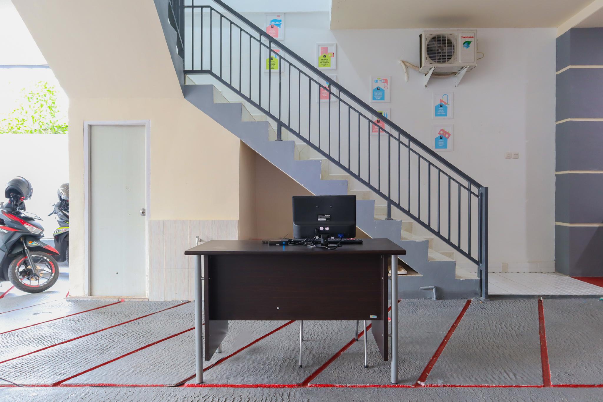 This is the image of the OYO 3021 Kosan Pak Darmawan #4