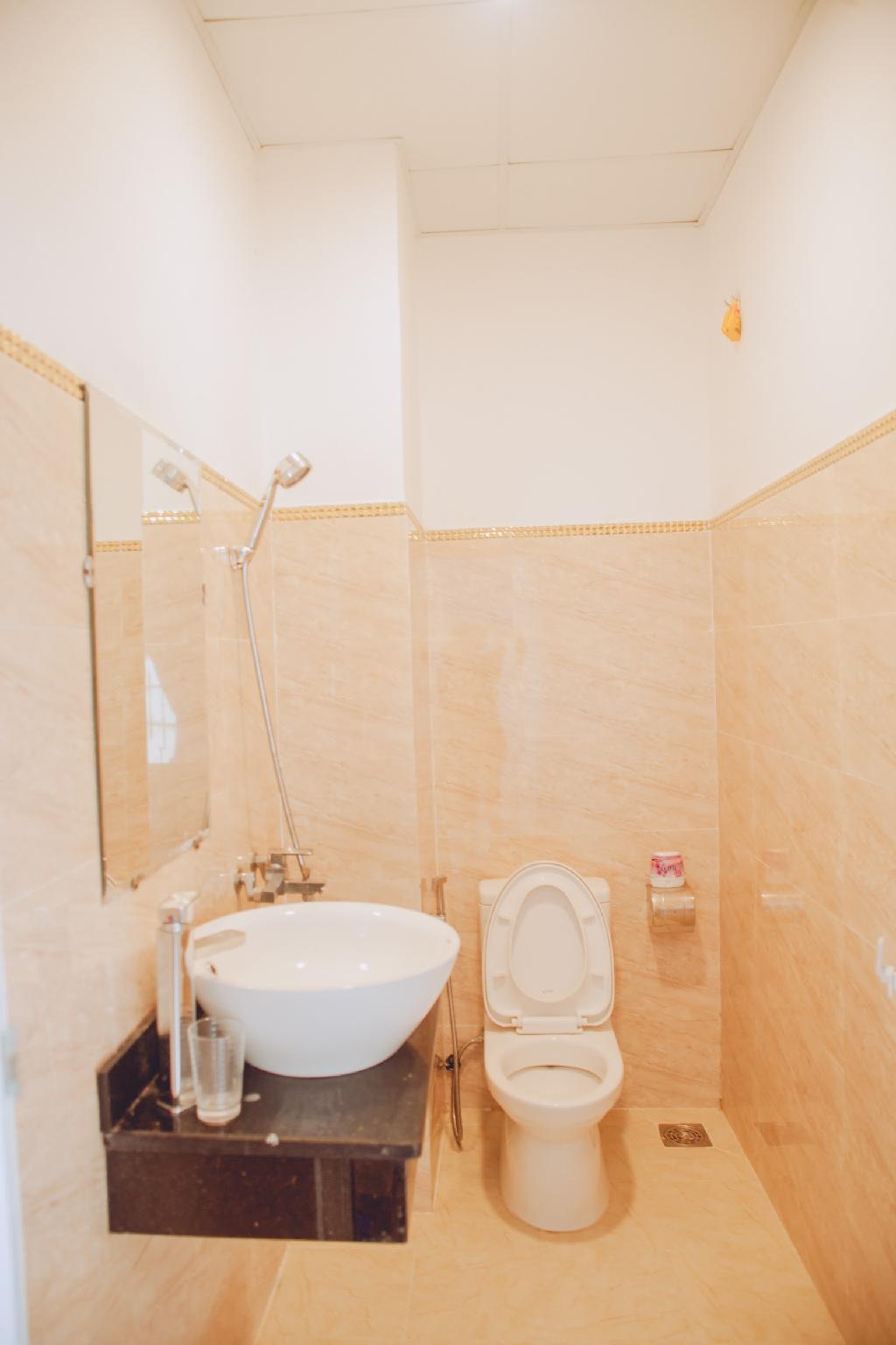 This is the image of the AHA Thien Bao Hotel Da Lat #4