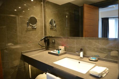 This is the image of the Hay Hotel Alsancak #4