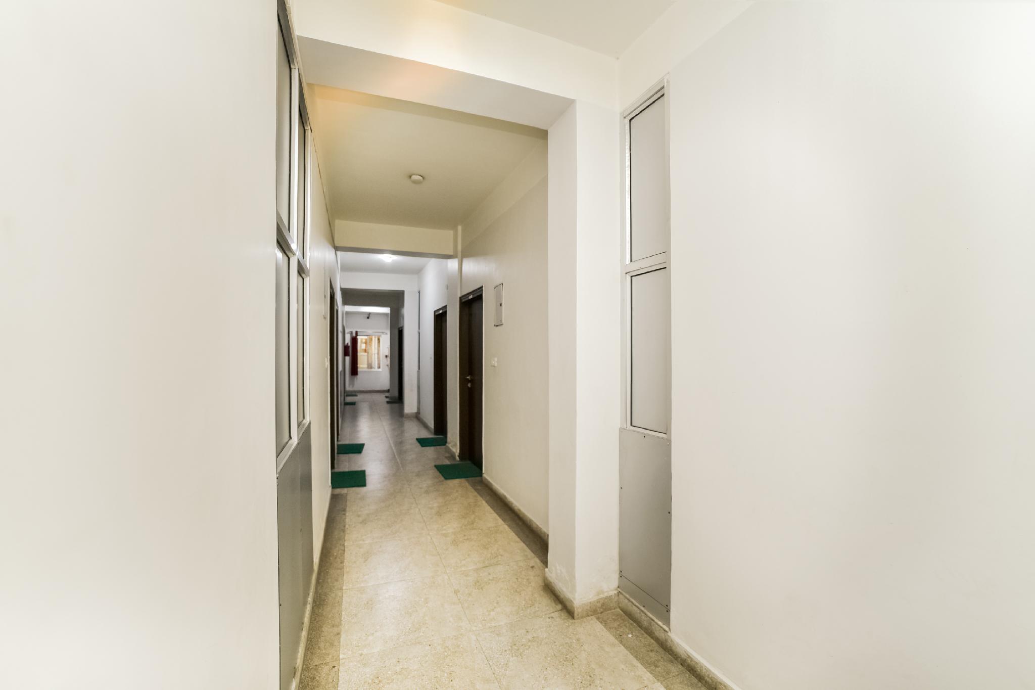This is the image of the SPOT ON 64206 Subh Shanti Guest House 1 #3