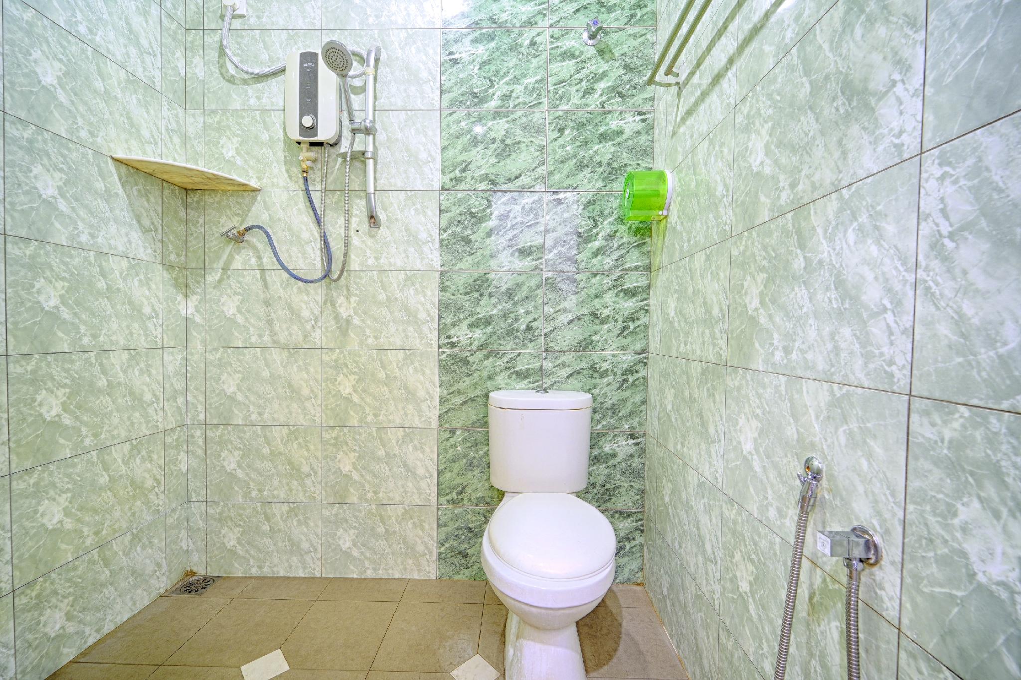 This is the image of the OYO 89765 Motel Arau #3