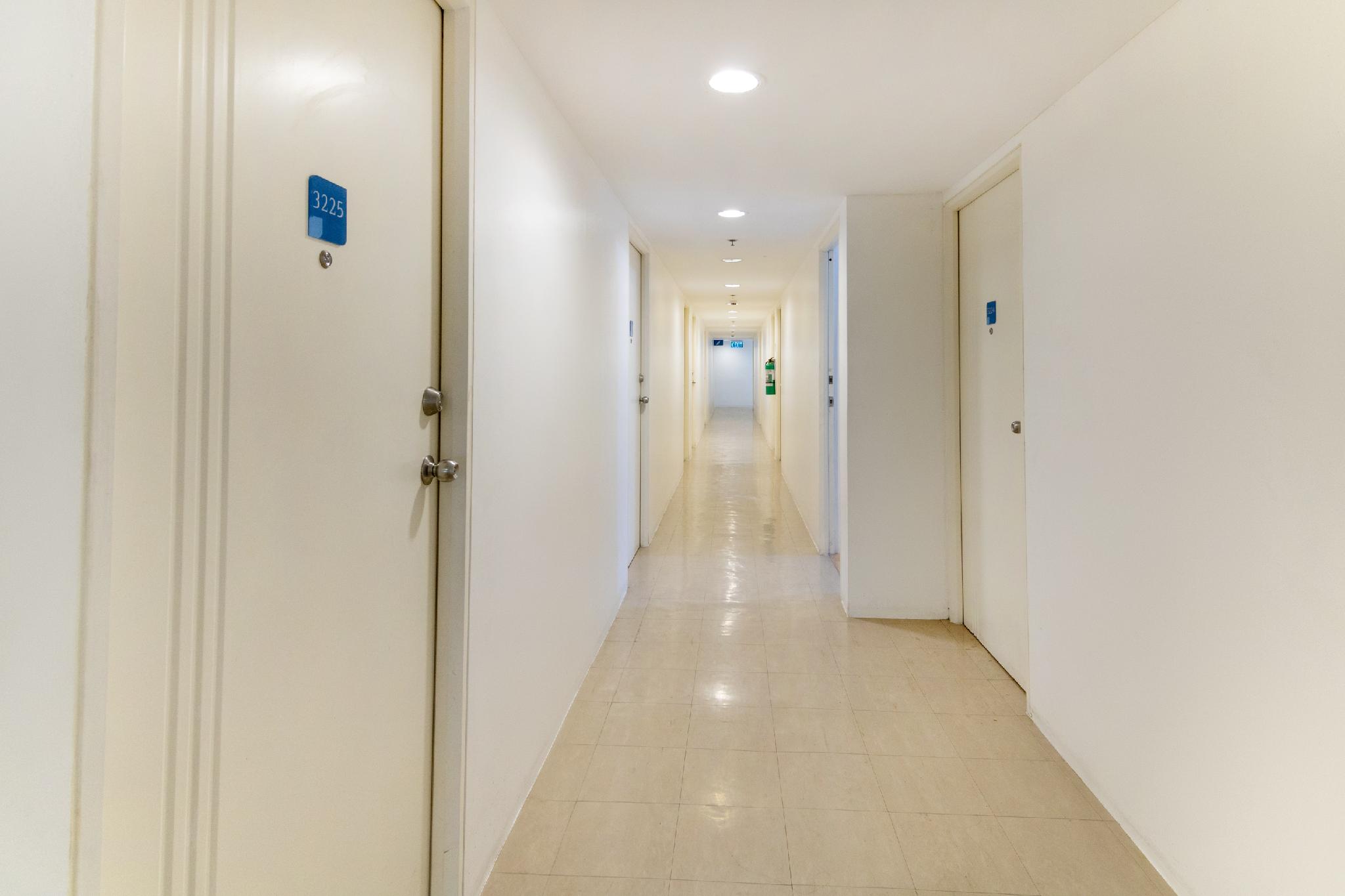 This is the image of the OYO 529 Amaia Skies Avenida #1