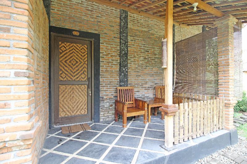 This is the image of the RedDoorz near Candi Pawon Borobudur #4