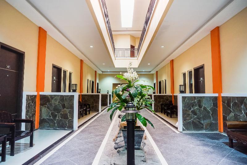 This is the image of the OYO 489 Hotel Triza #1