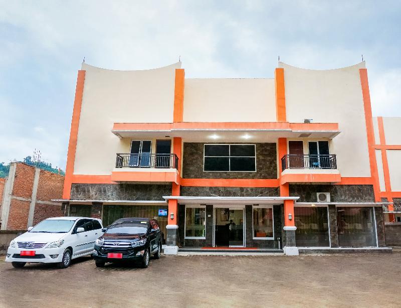 This is the image of the OYO 489 Hotel Triza #4