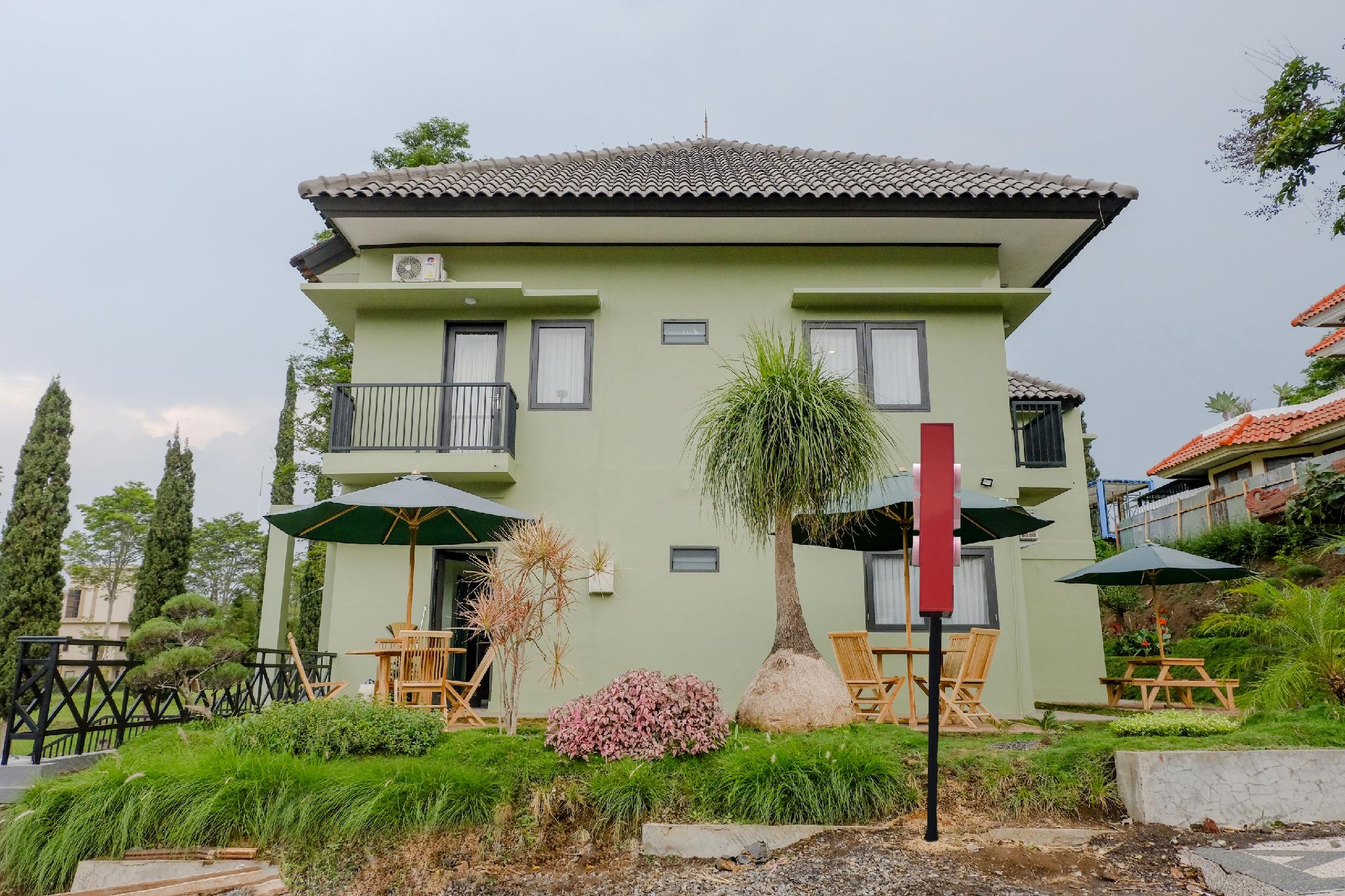 This is the image of the OYO 2350 Panorama Inn Residence #3