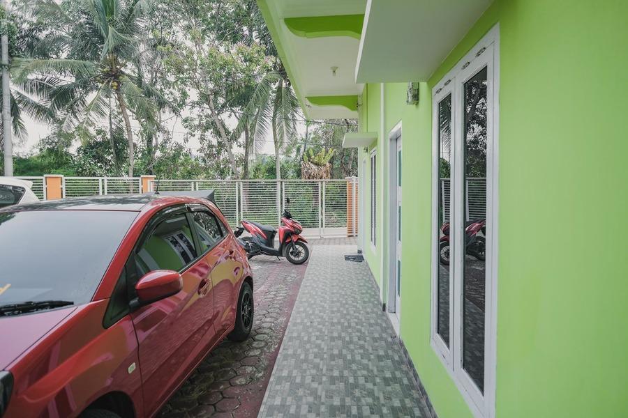 This is the image of the RedDoorz near Royal Prima Hospital Jambi #2