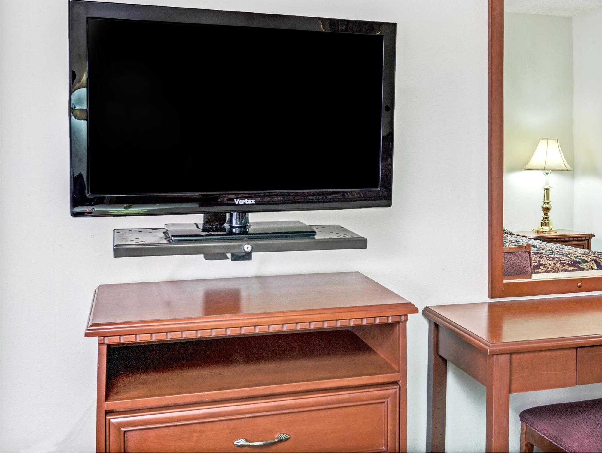 This is the image of the Vantage Point Inn - Woodland Hills #3