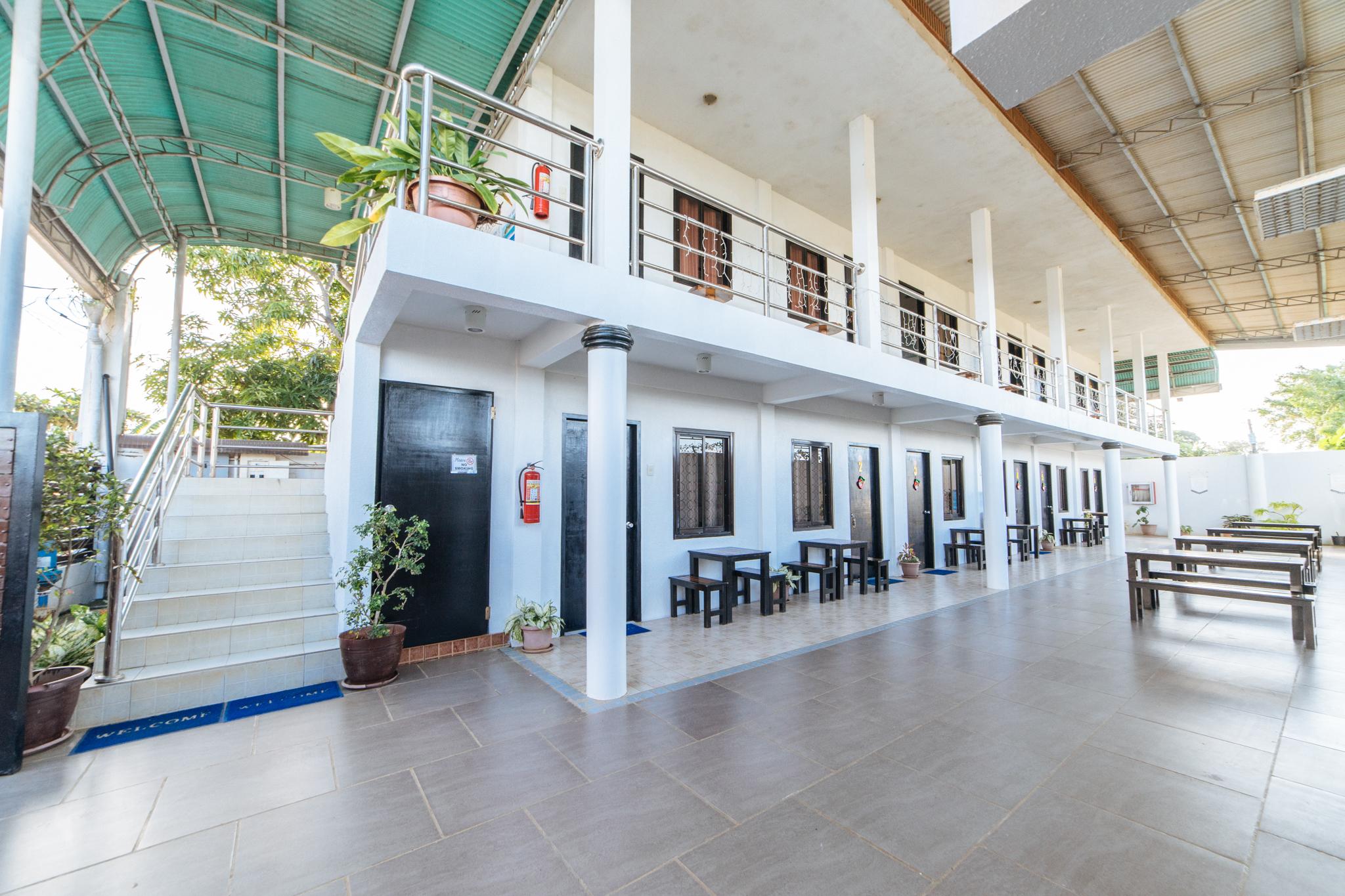 This is the image of the RedDoorz near Kinabuch Puerto Princesa #2