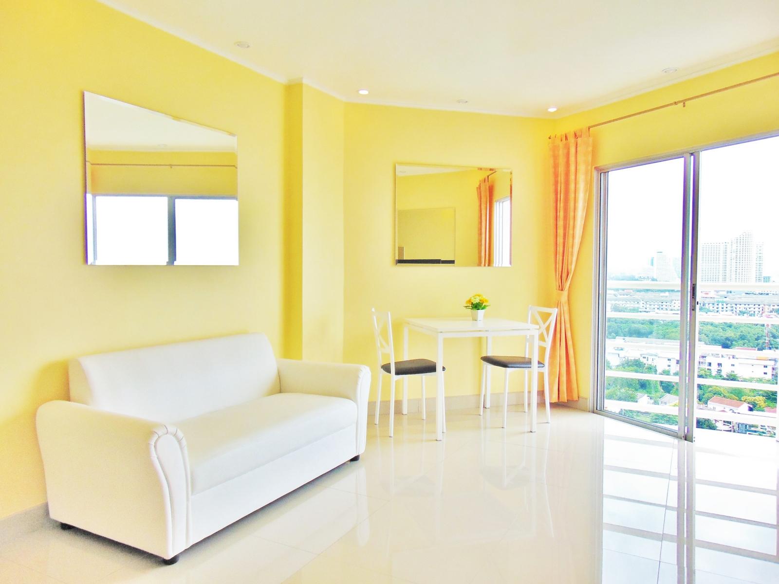 This is the image of the Pattaya Jomtien Holiday Apartments in Jomtien Beach Condominiums #2