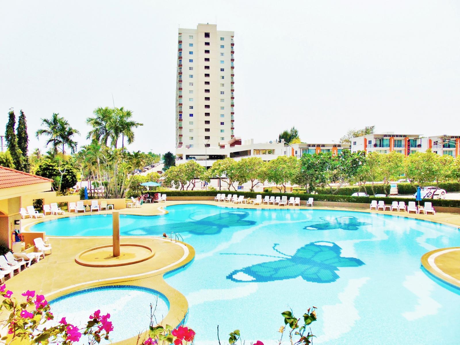 This is the image of the Pattaya Jomtien Holiday Apartments in Jomtien Beach Condominiums #1