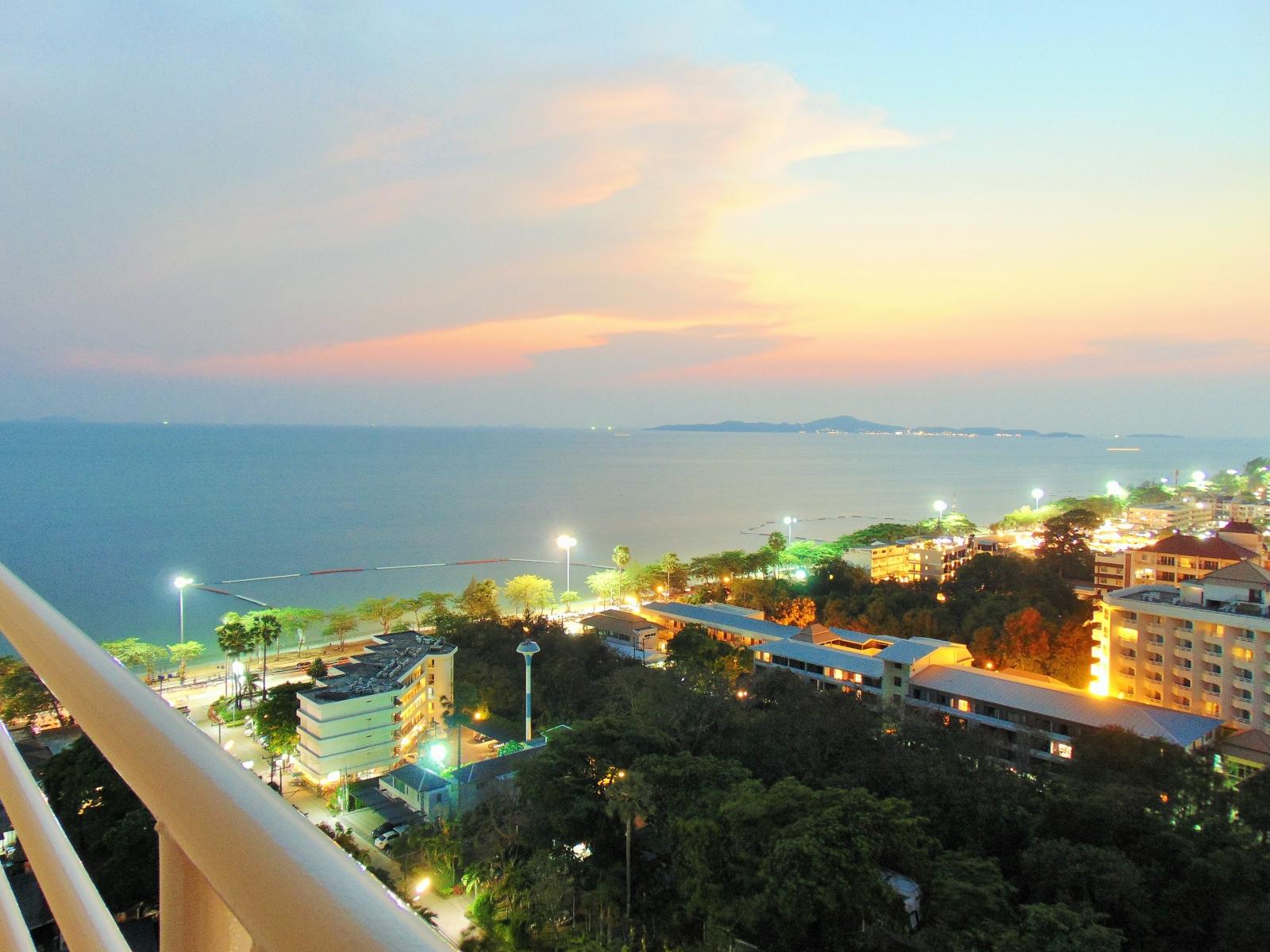 This is the image of the Pattaya Jomtien Holiday Apartments in Jomtien Beach Condominiums #4