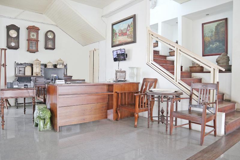 This is the image of the Oyo 1407 Hotel Amali Syariah #3