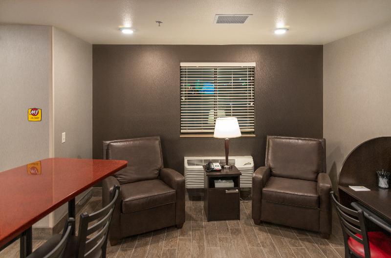 This is the image of the MY PLACE HOTEL HURRICANE #3