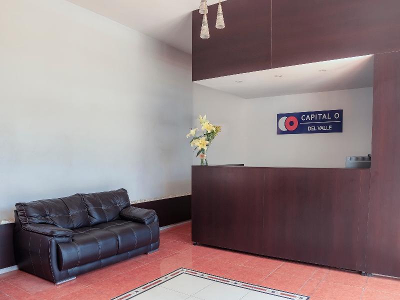 This is the image of the Capital O Del Valle #1