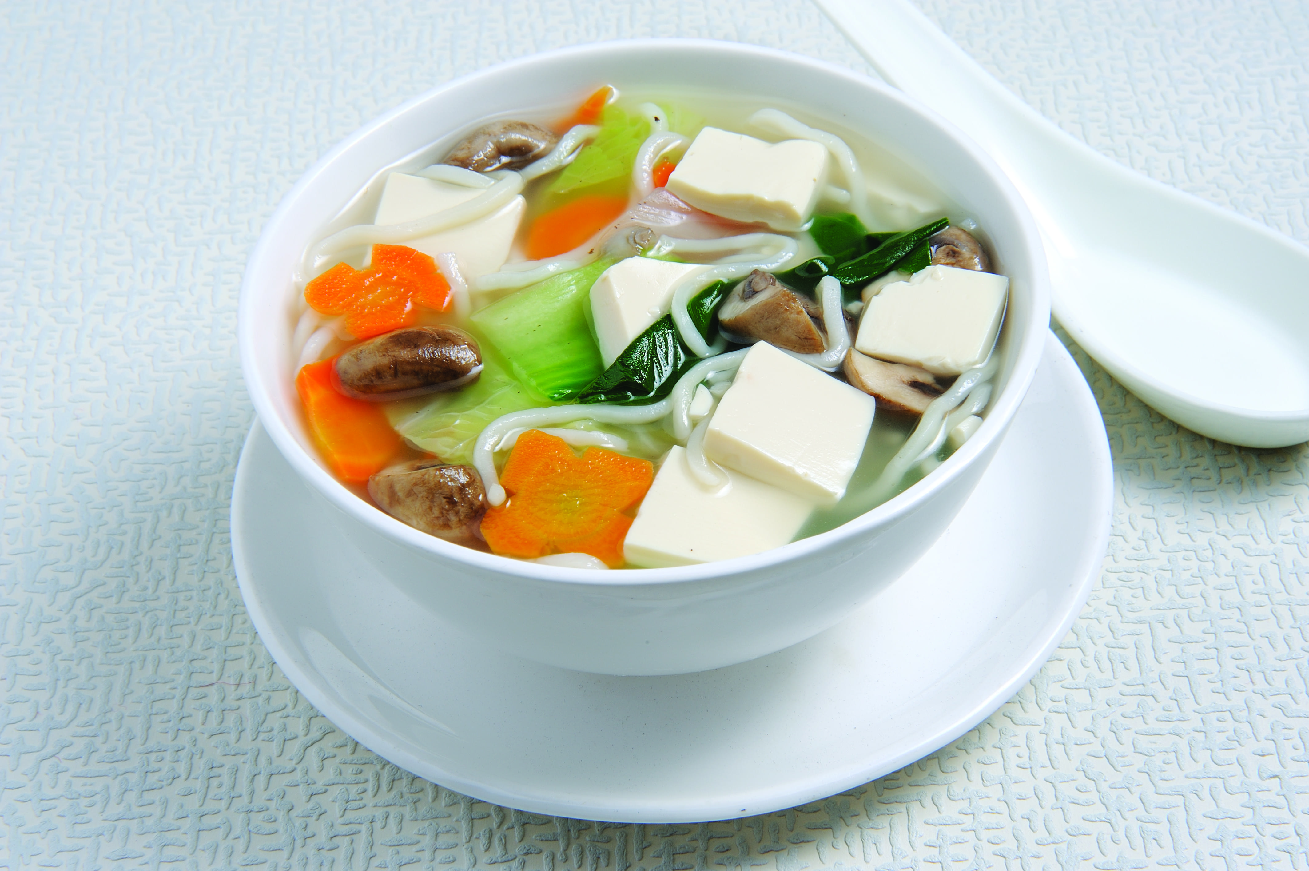 Vegetable Noodle Clear Soup