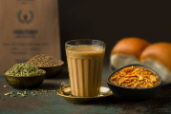 Ajwain Saunf Chai Uniflask+Misal Pav