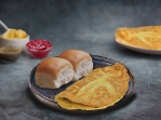 Pav Omelette Jam