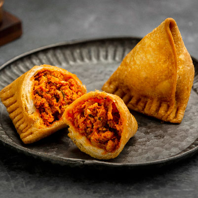 Chicken Keema Samosa (2 Pcs)
