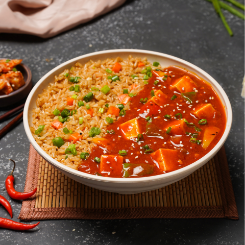 Chilli garlic paneer fried rice bowl