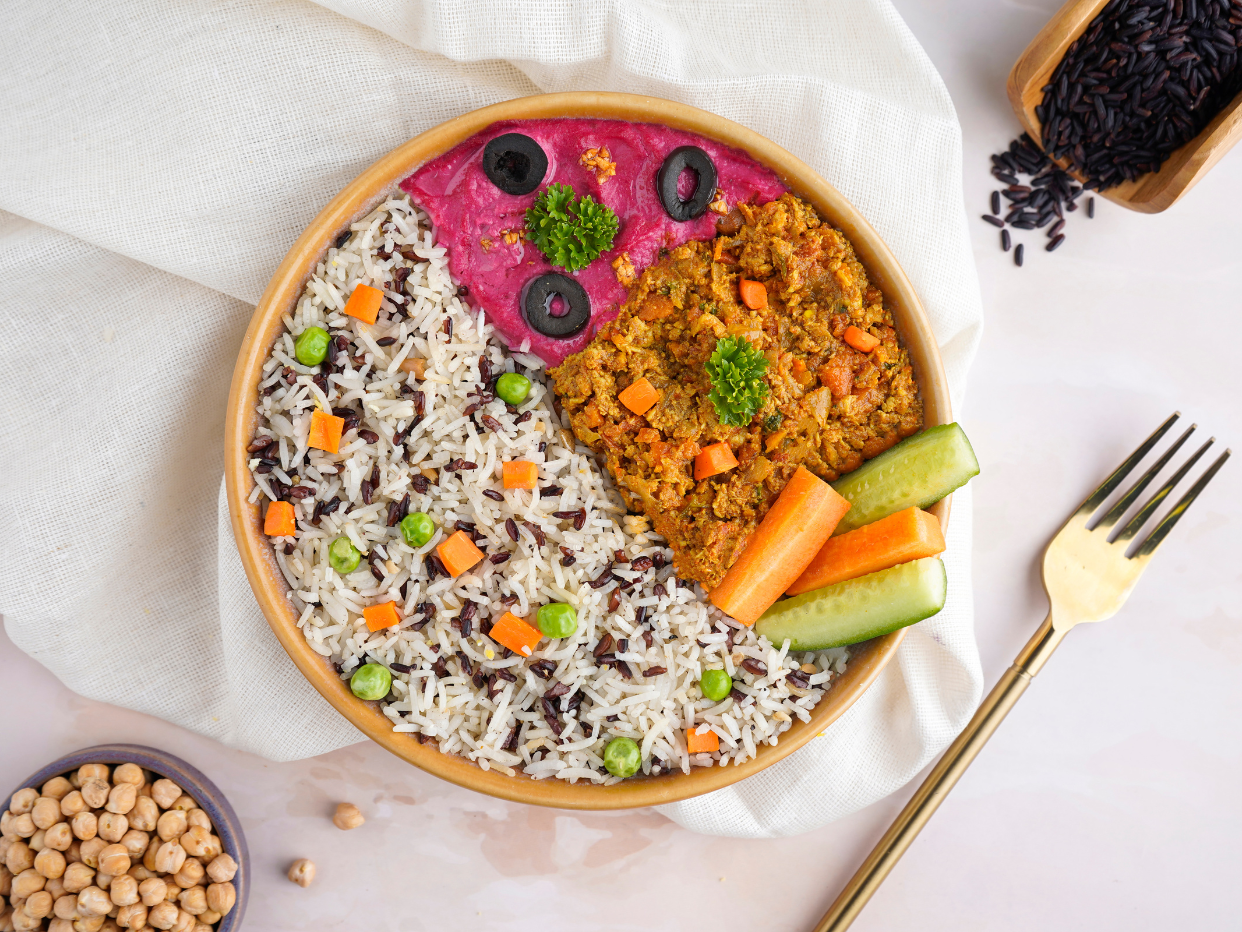 Beetroot hummus buddha bowl non-veg