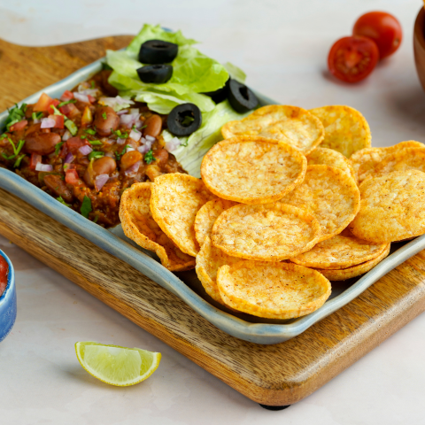 Nachos with salsa