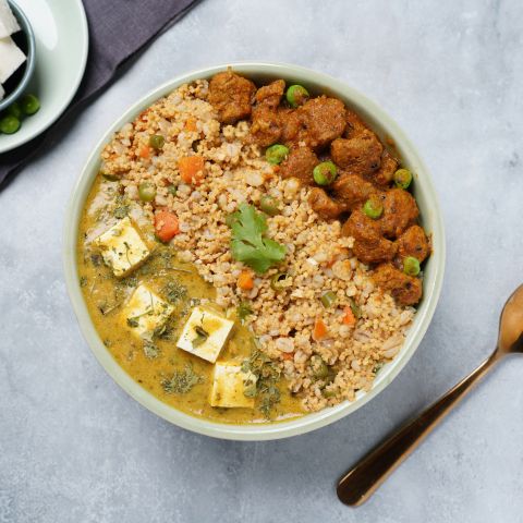 Lasooni methi paneer, soya matar & millet pulao