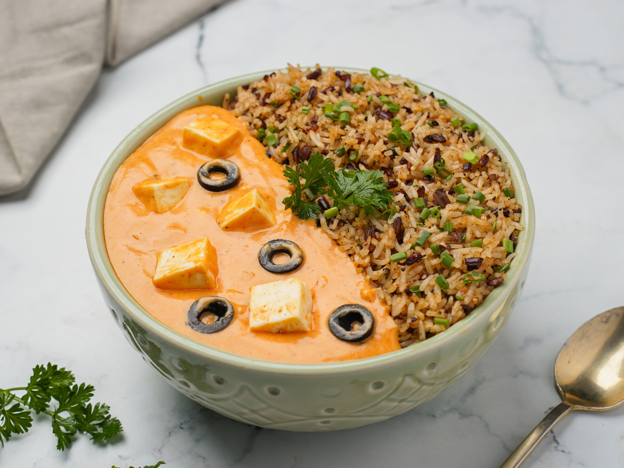 Cheesy peri peri paneer bowl