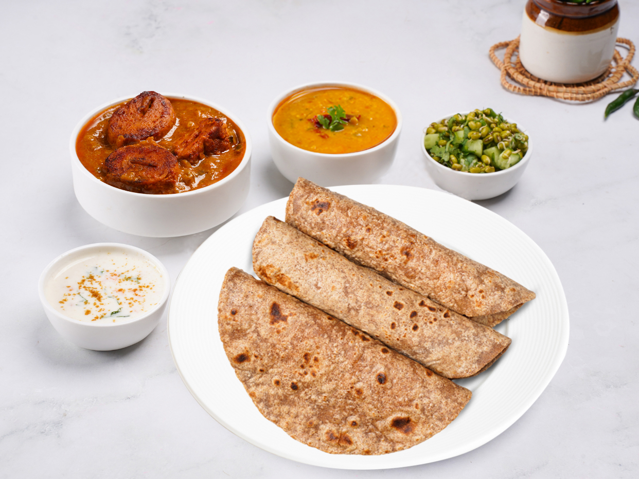 Kadhai chaap, dal tadka paratha thali