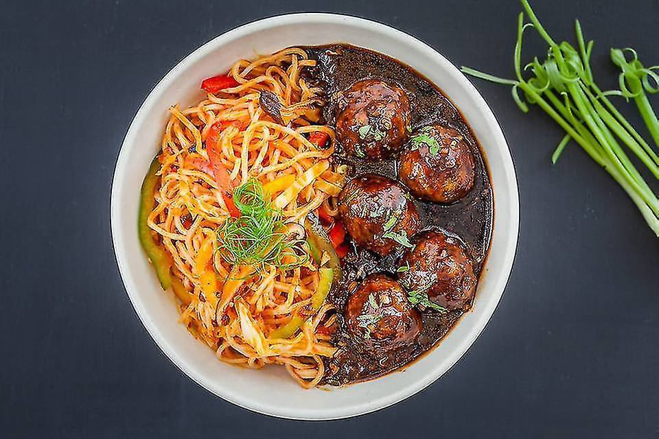 Dragon Noodles With Veg Manchurian Bowl