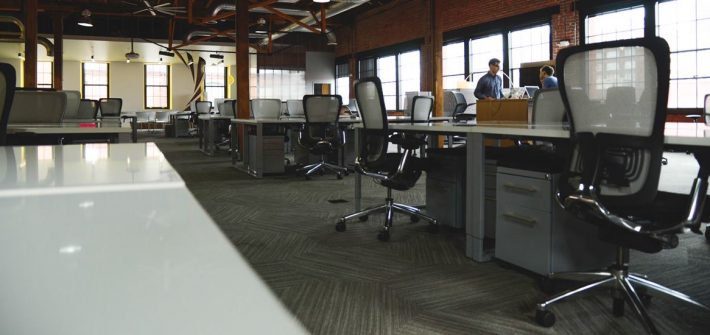 Sewa Kantor Membeli Peralatan Kantor