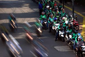 Lahan Parkir untuk Ojek Online