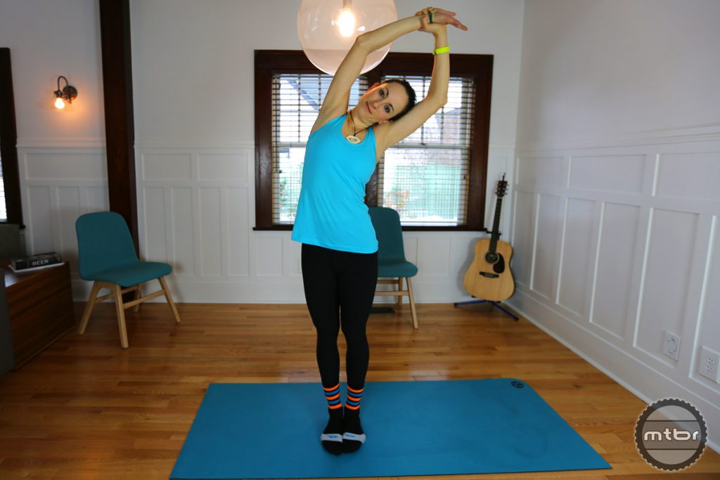 Gerakan Yoga di Kantor