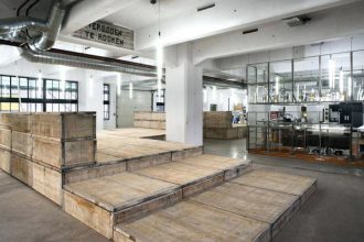 Gudang Disulap Jadi Kantor