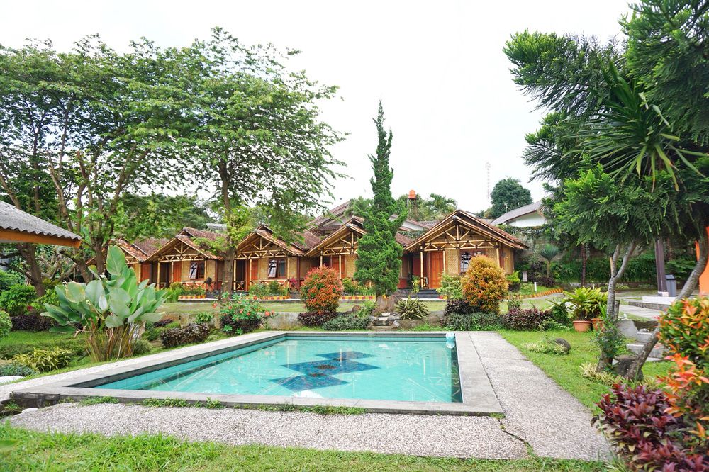 Office Gathering di Jawa Barat