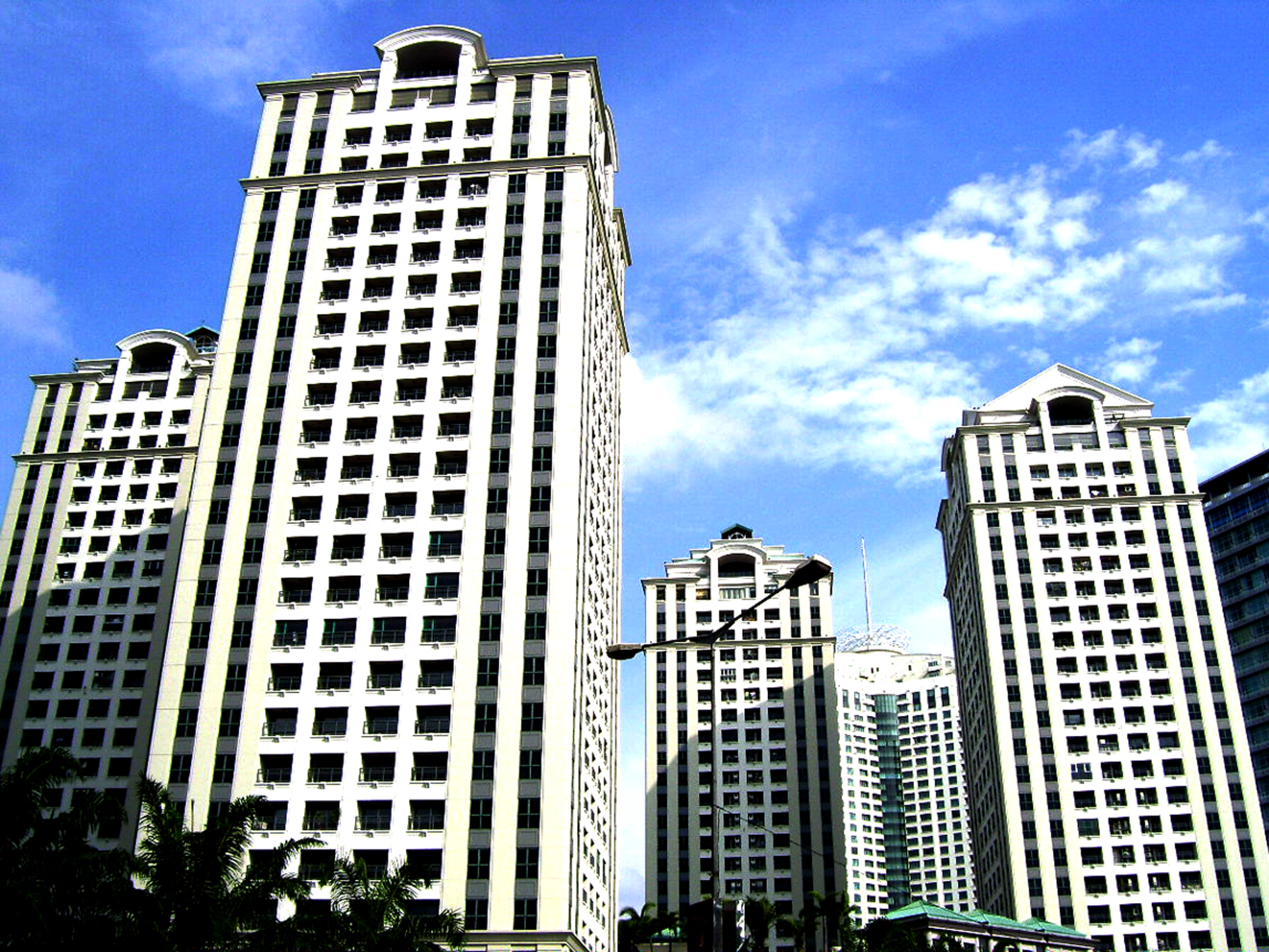 Apartemen di Sudirman