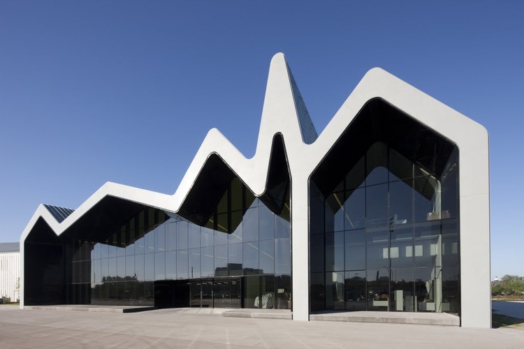 Karya Zaha Hadid