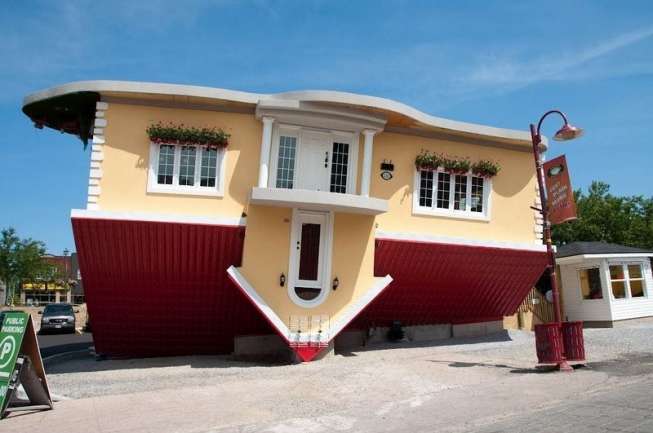 Rumah Terbalik di Dunia