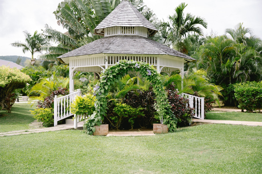 Destination wedding theme at Jewel Runaway Bay, Jamaica by My Wedding Away