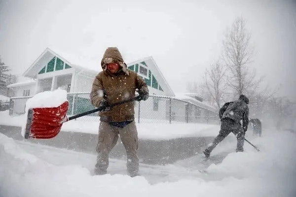 Winter Watch- No-fail Snow Shoveling Safety Tips - asap Atlantic Security Automation Partners Canada Inc.