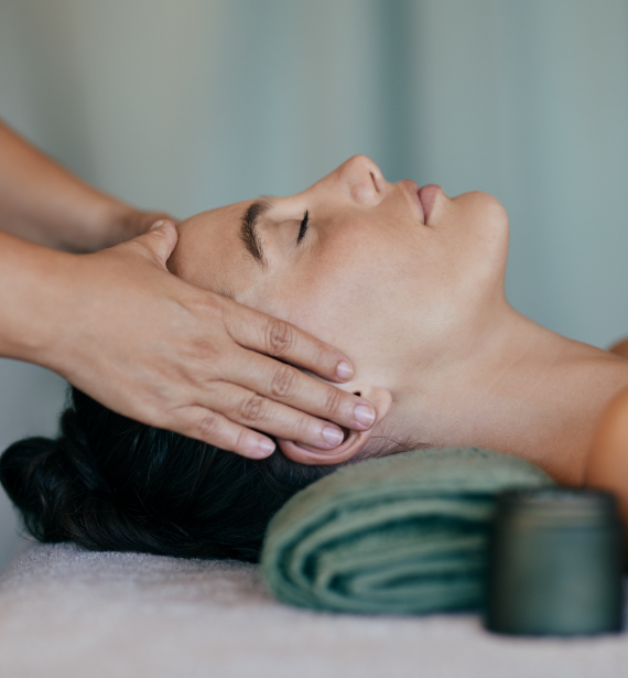 Relaxation massage and Reiki energy healing session