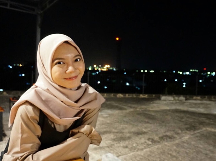 First Aid Beauty SKIN RESCUE Blemish Patrol Pads Review Female Daily