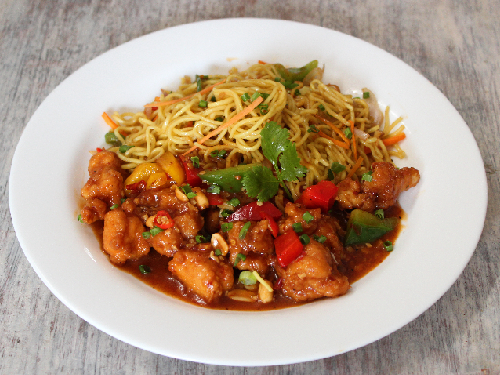Kung Pao Chicken with Hakka Noodles