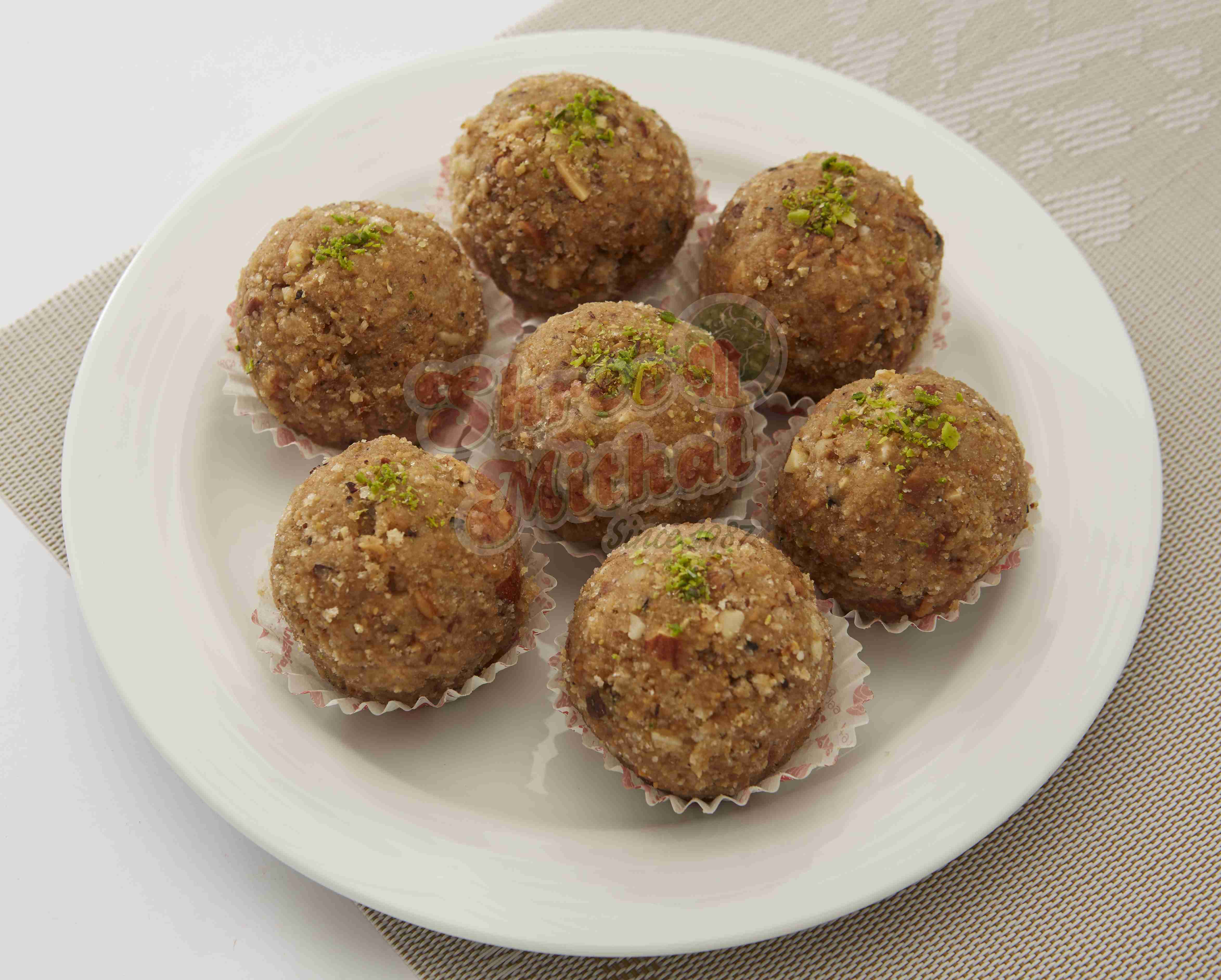 Gundh Ladoo