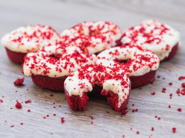 Red Velvet Mini Donut Cakes