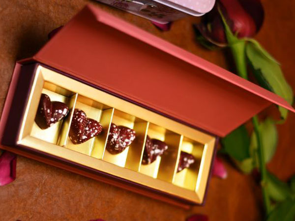 Gift Box of 5 assorted Chocolates